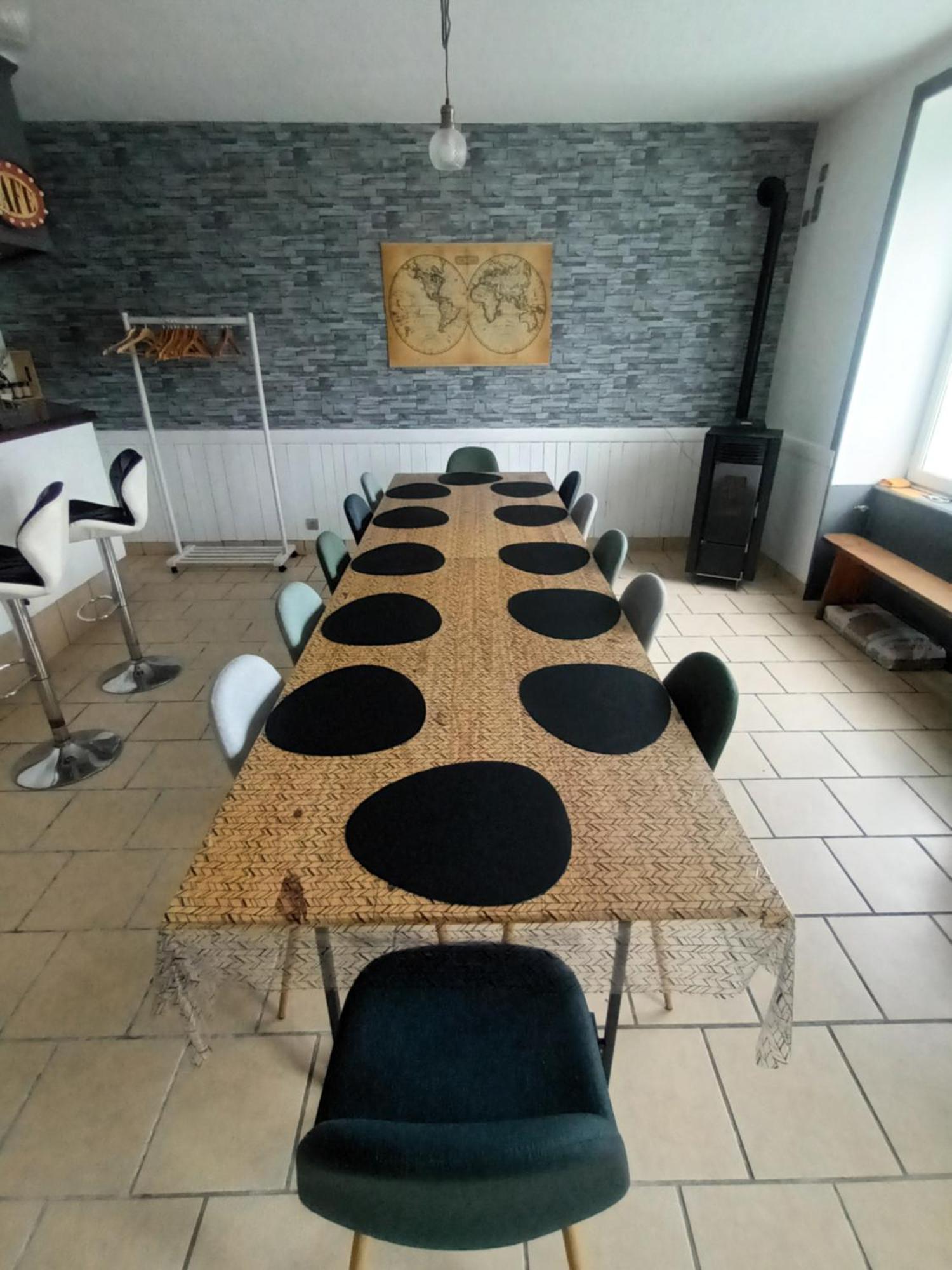 Le Miraillet, Gite Saint-Illide 外观 照片